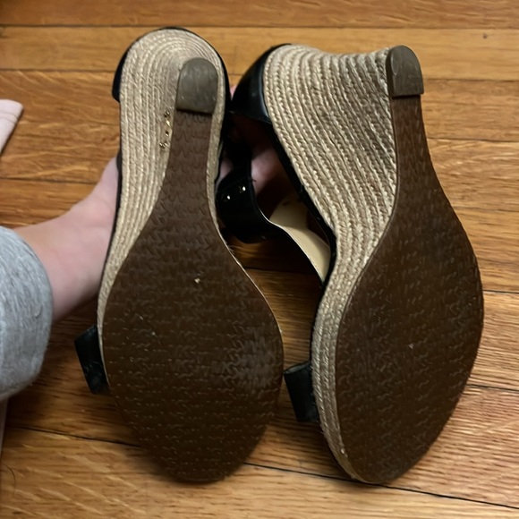 Michael Kors 6.5 Leather Wedge Sandals with Zip - Picture 5 of 5
